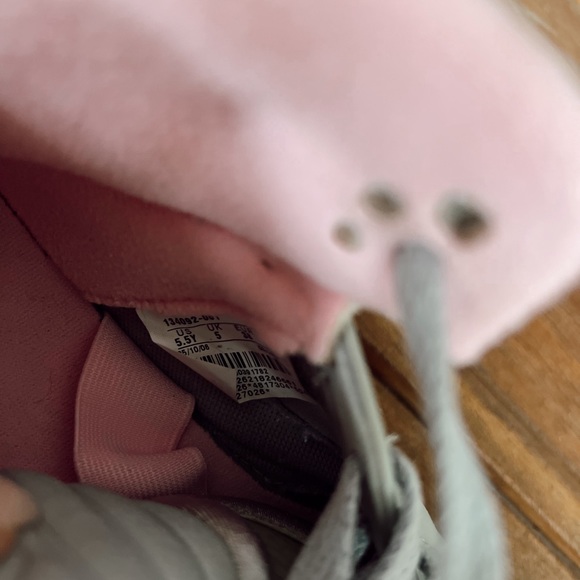 Jordan 5 Retro Stealth size 5.5 - Picture 5 of 6